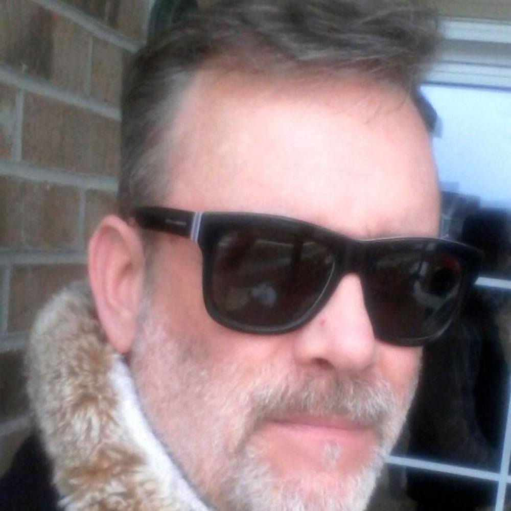 Meet your Posher, Thierry